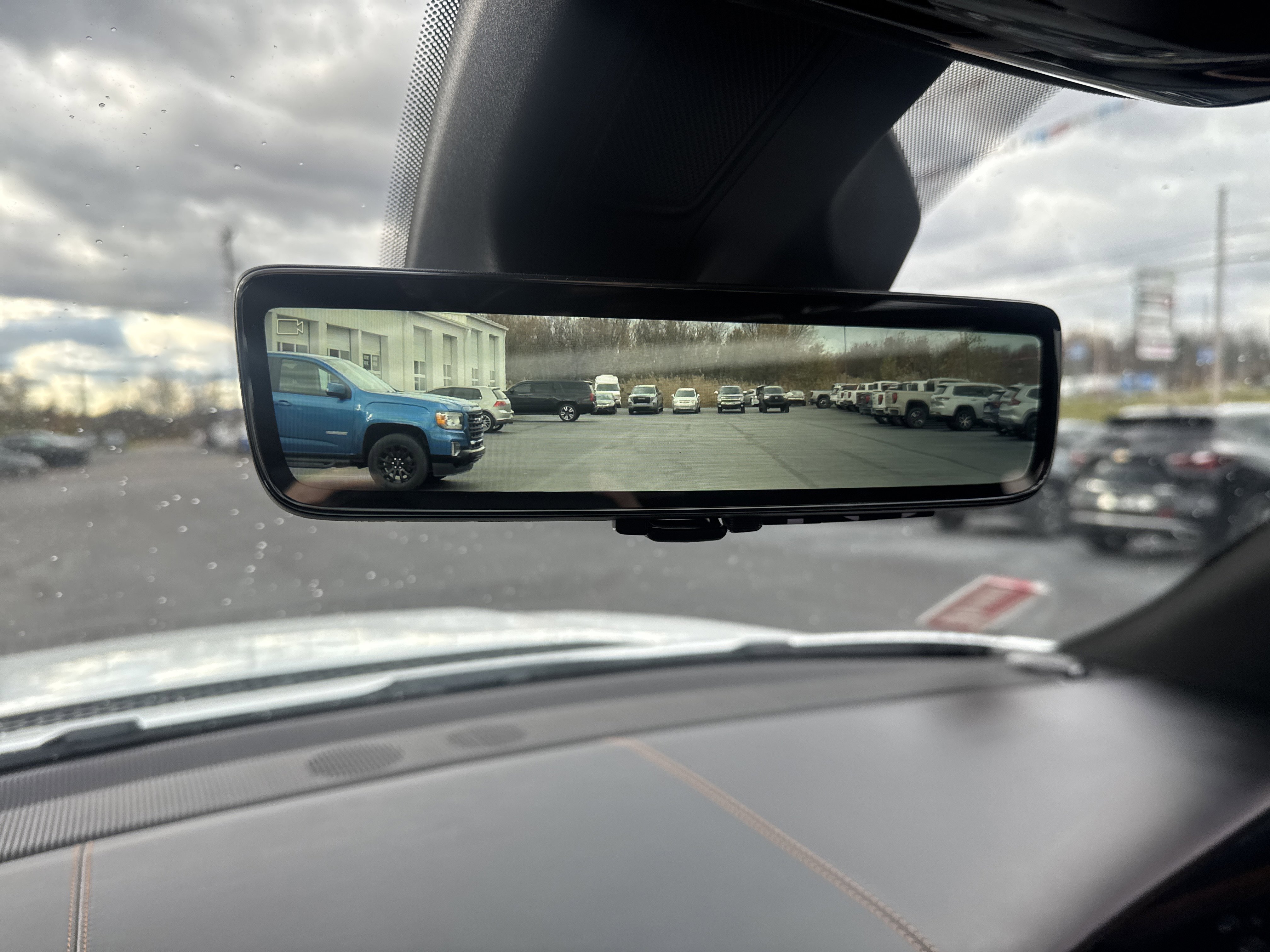 Used 2023 Jeep Grand Wagoneer L Series III image 32