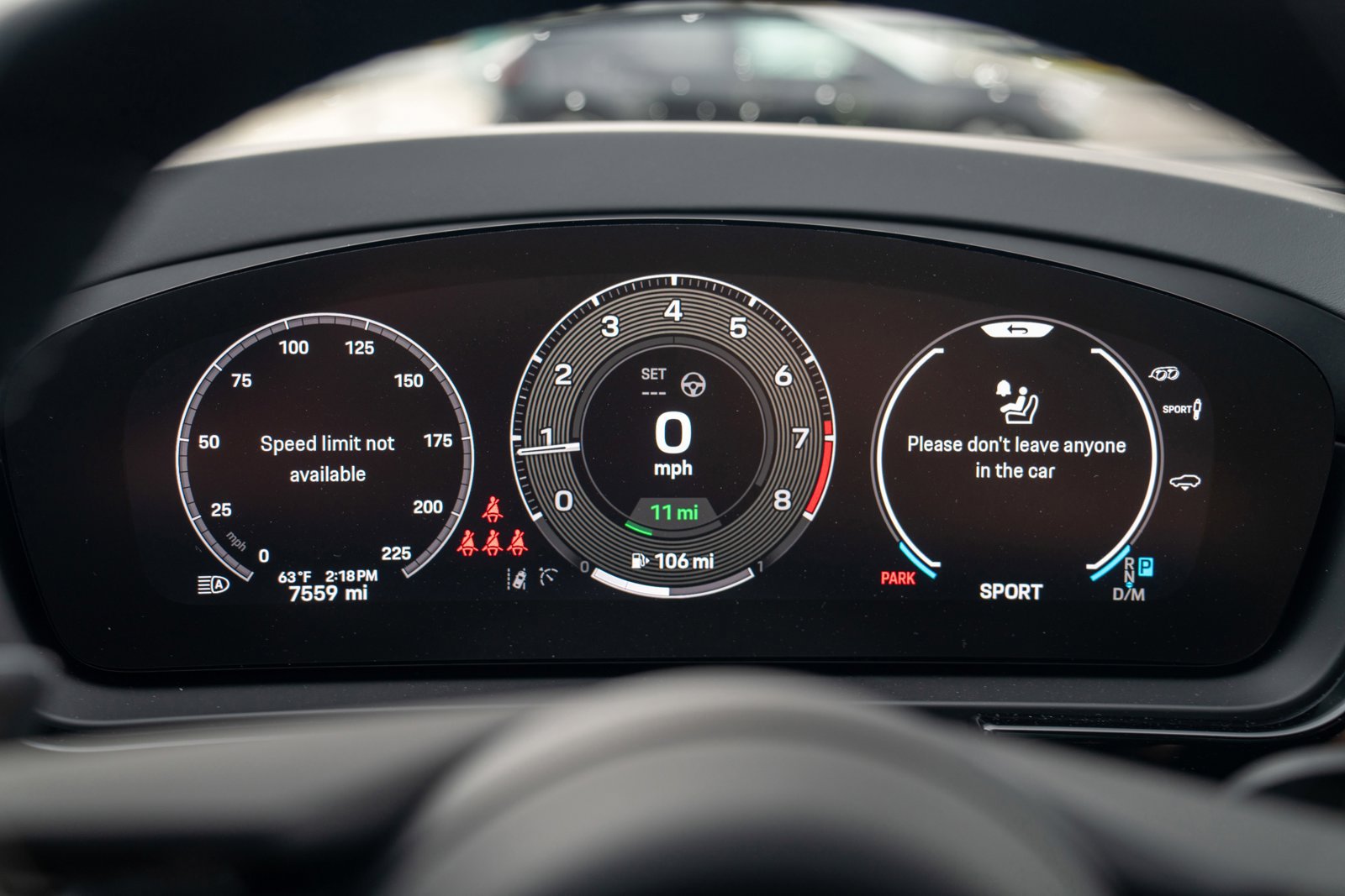 Certified 2025 Porsche Cayenne Turbo AWD/4WD image 15