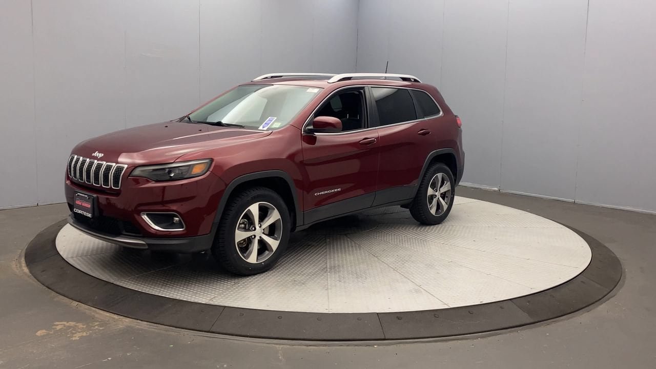Used 2021 Jeep Cherokee Limited w/ Trailer Tow Group AWD/4WD image 9
