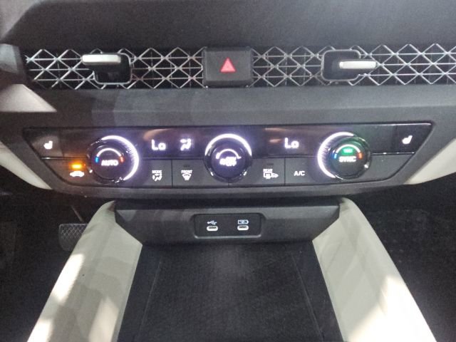 Certified 2023 Honda Accord EX image 18