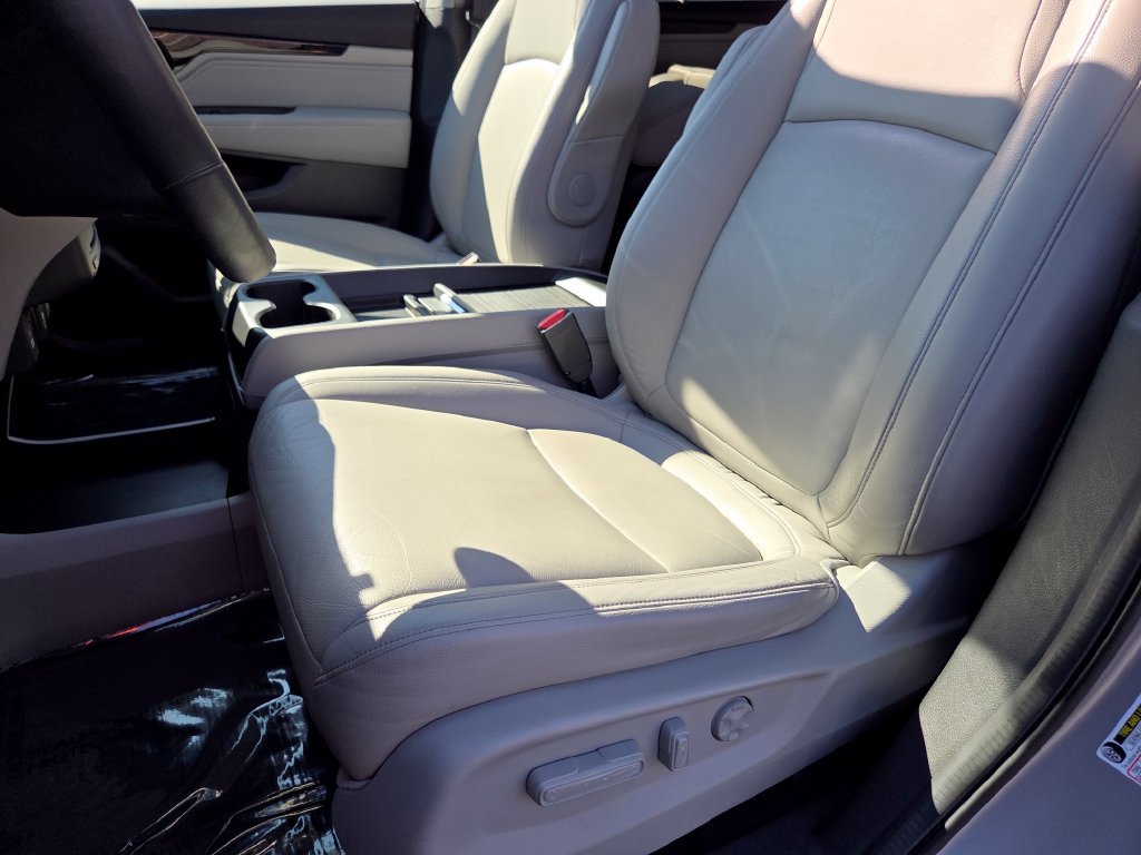Used 2024 Honda Odyssey Touring image 35