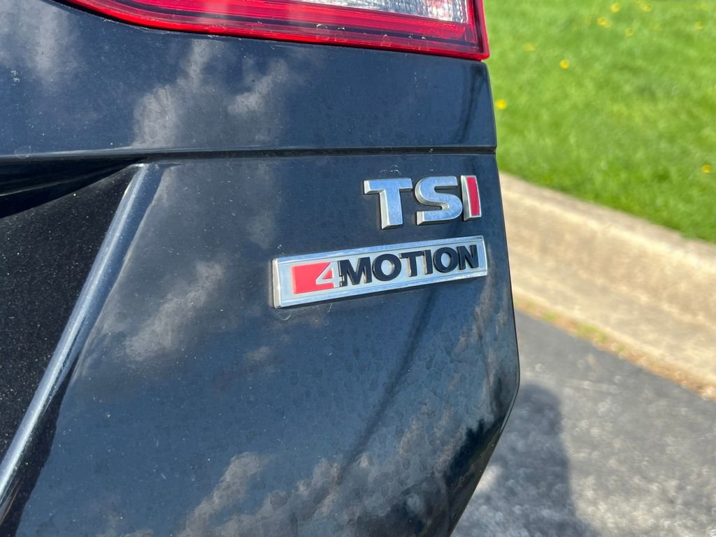 Used 2017 Volkswagen Golf Alltrack SEL image 12