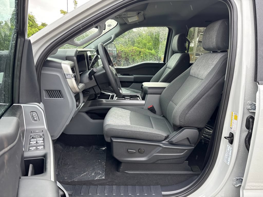 New 2026 Ford F450 XLT w/ XLT Premium Package AWD/4WD image 31
