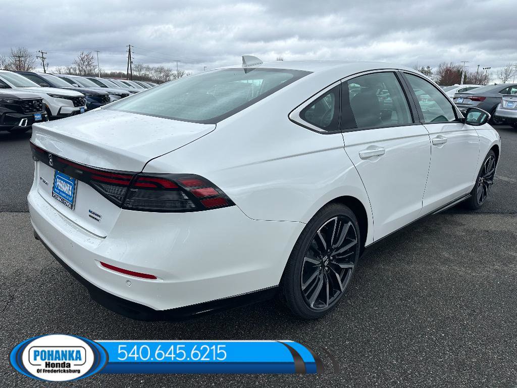 New 2026 Honda Accord Hybrid Touring image 5