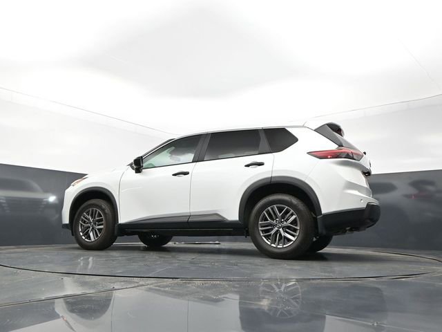 Certified 2025 Nissan Rogue S FWD image 23