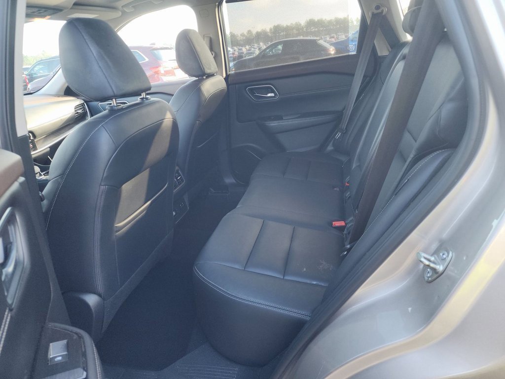 Used 2021 Nissan Rogue SL image 9