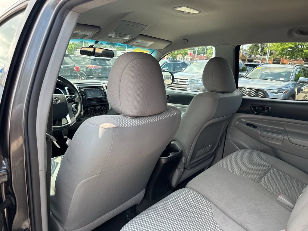 Used 2015 Toyota Tacoma 4x4 Double Cab w/ SR5 Package image 35