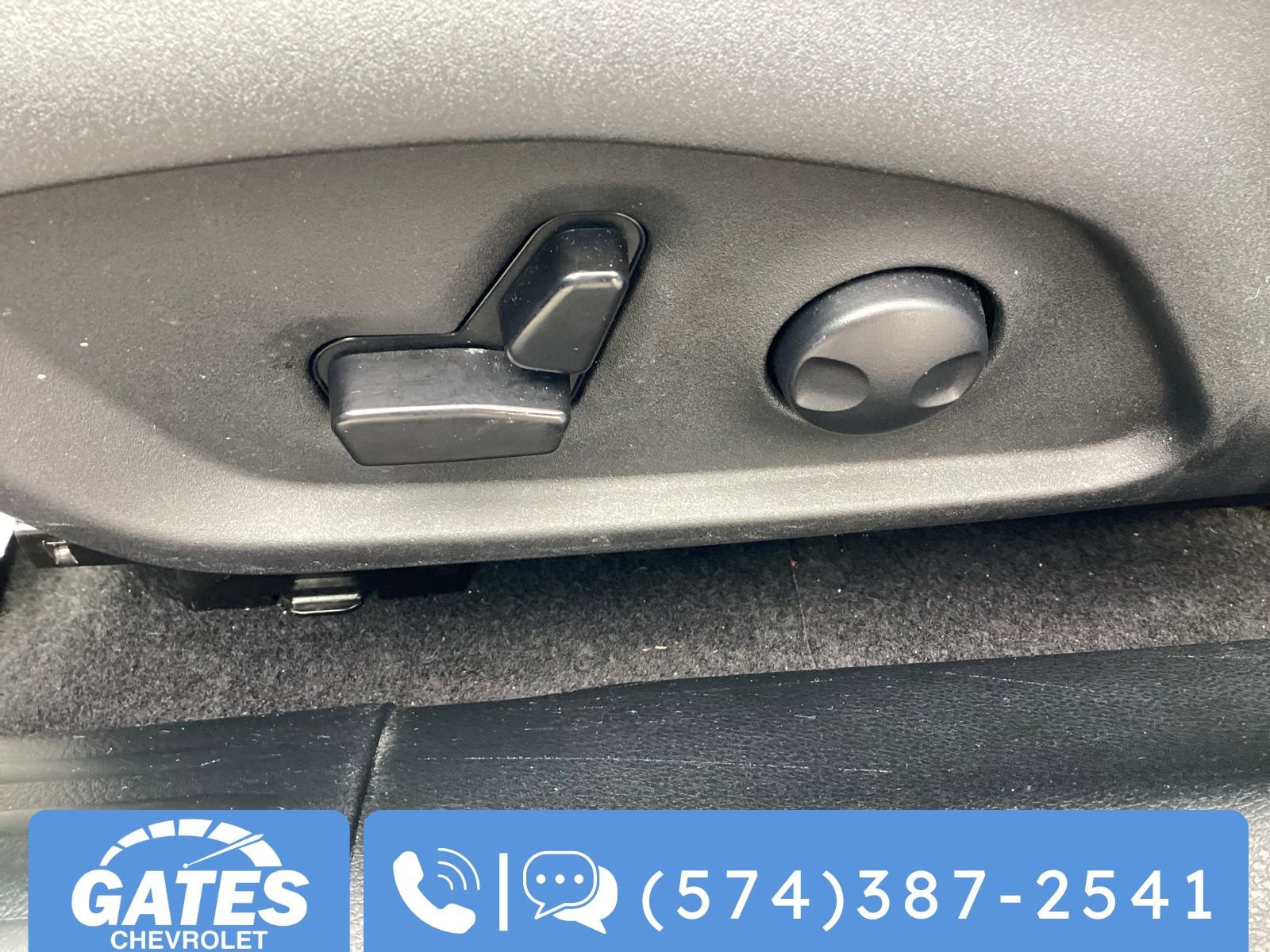 Used 2025 Jeep Compass Limited image 17