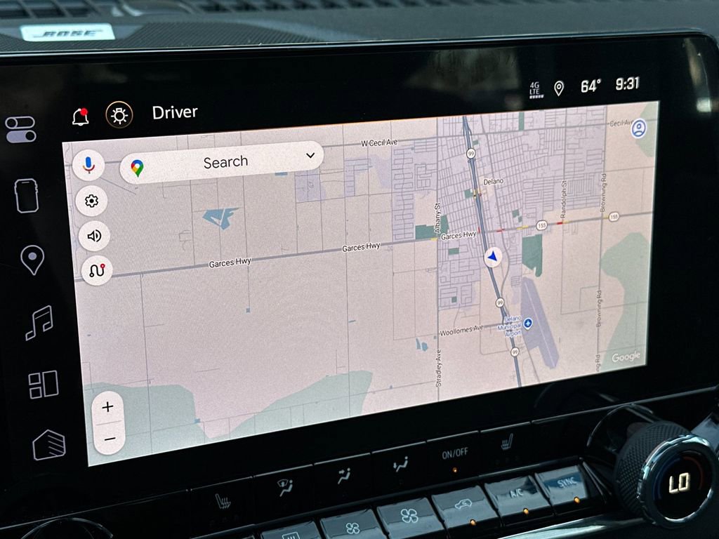 Used 2025 Chevrolet Colorado Z71 w/ Midnight Edition image 17