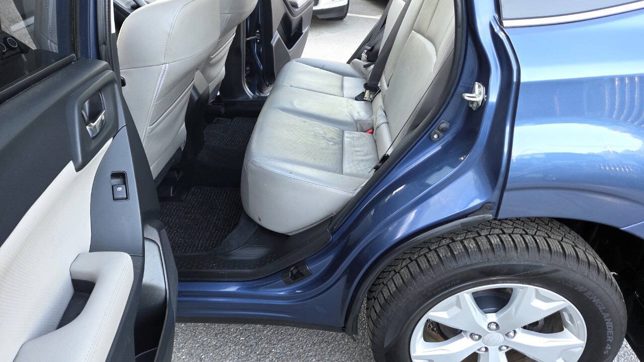 Used 2014 Subaru Forester 2.5i Limited AWD/4WD image 31