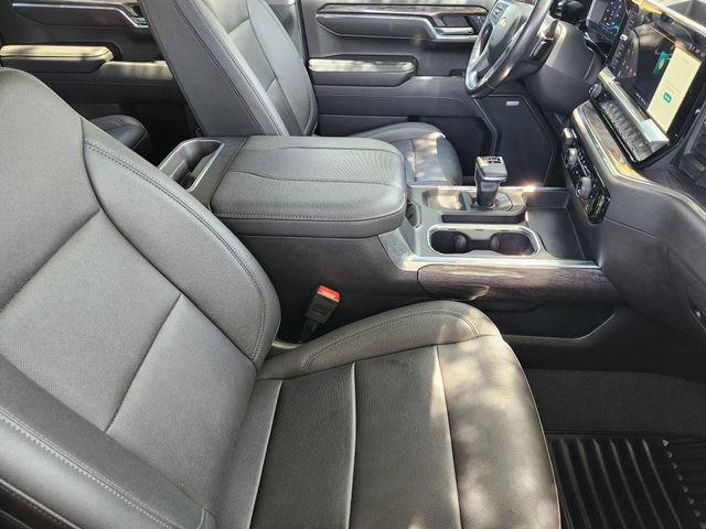 Used 2023 Chevrolet Silverado 1500 LTZ w/ LTZ Convenience Package II AWD/4WD image 14