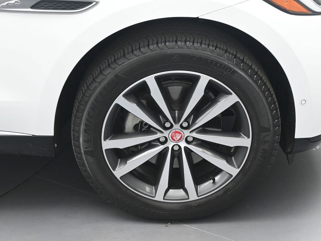 Used 2021 Jaguar F-PACE S image 11