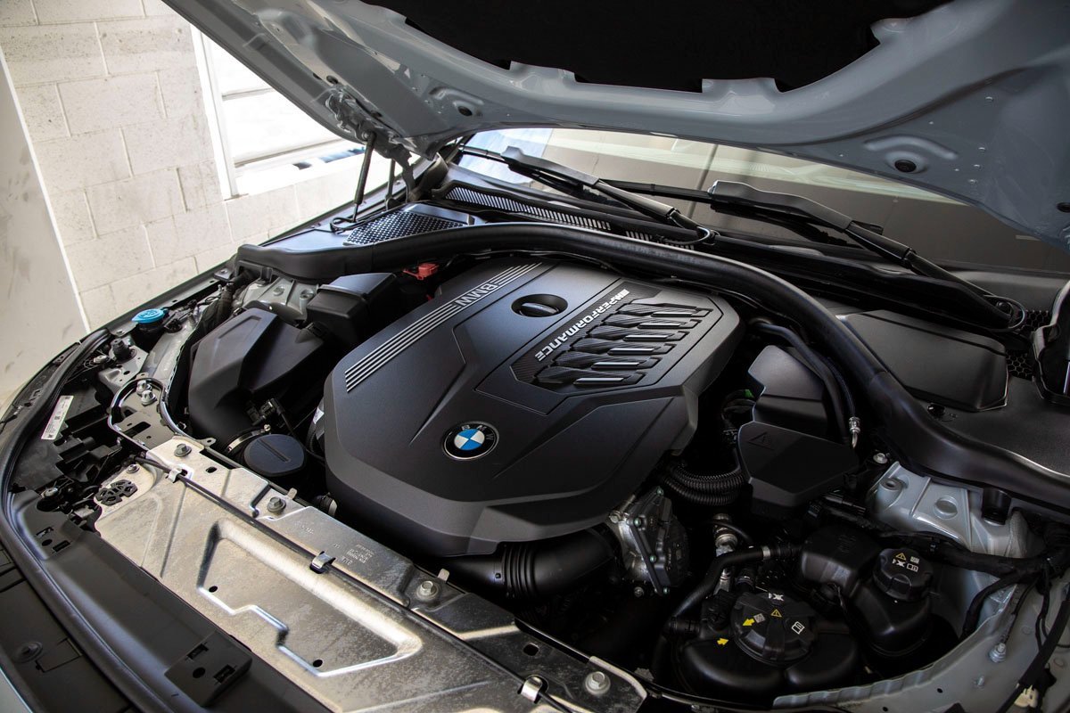 Used 2024 BMW M240i Coupe image 31