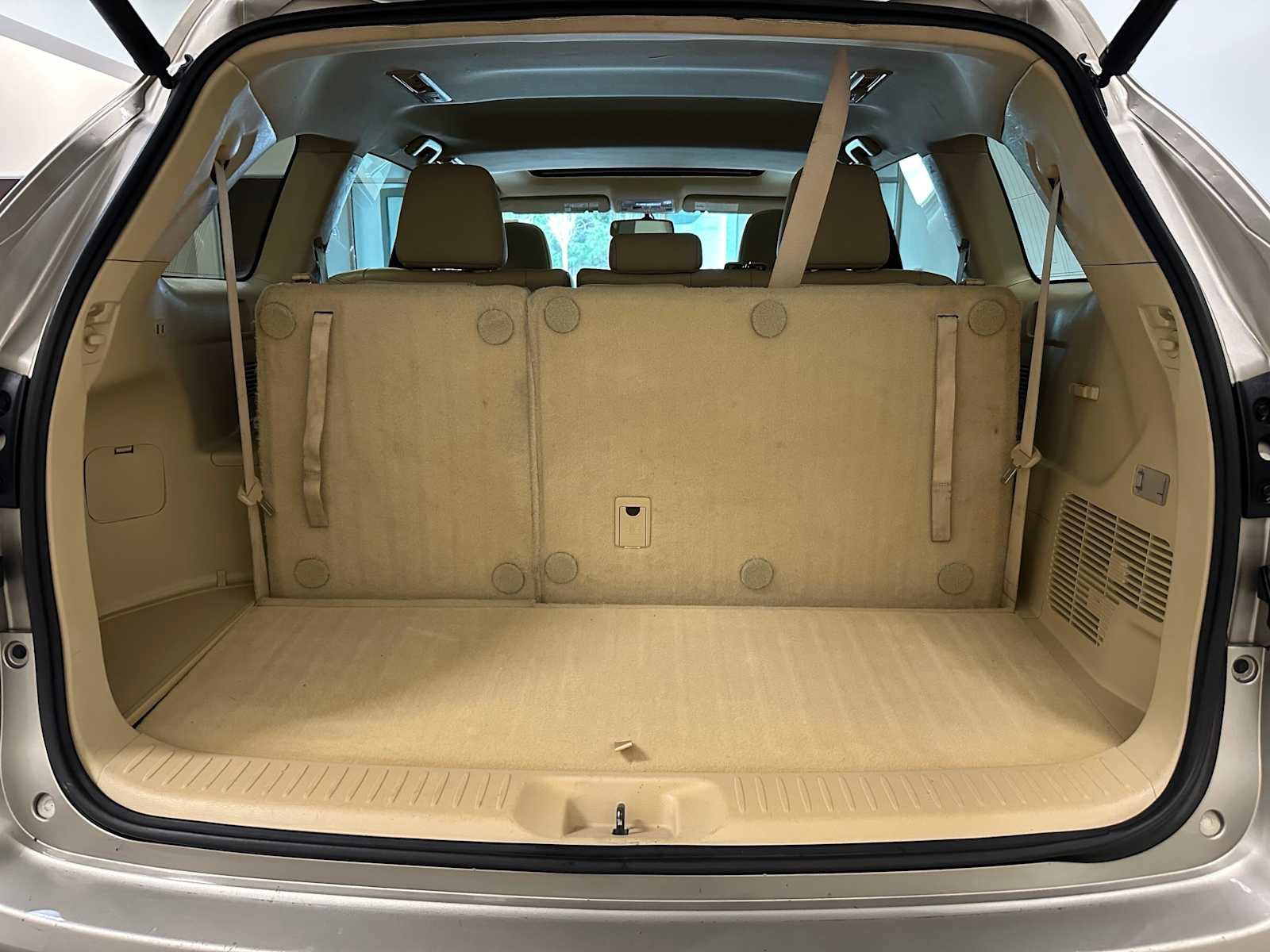 Used 2015 Toyota Highlander XLE AWD/4WD image 34