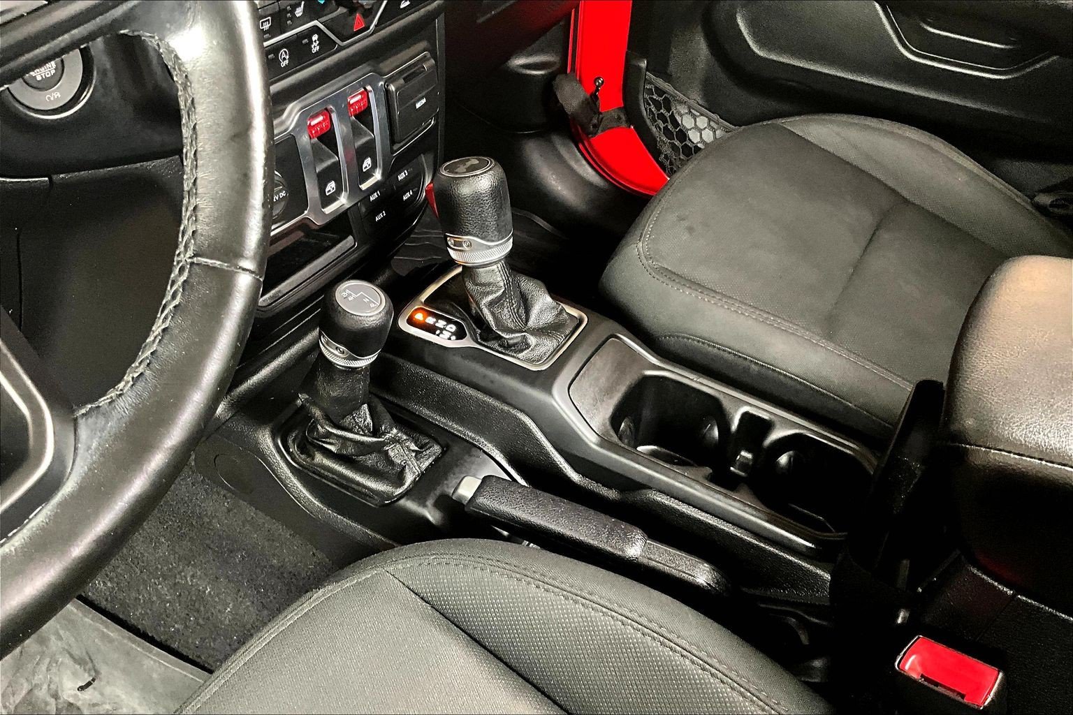 Used 2021 Jeep Wrangler Sport AWD/4WD image 17