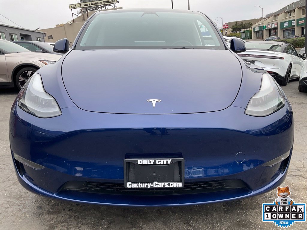 Used 2023 Tesla Model Y Long Range AWD/4WD image 2