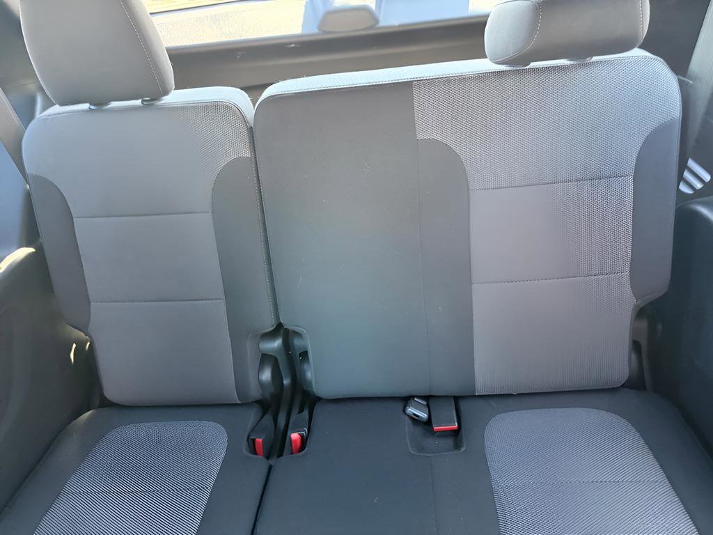 Used 2023 Chevrolet Traverse LT image 11