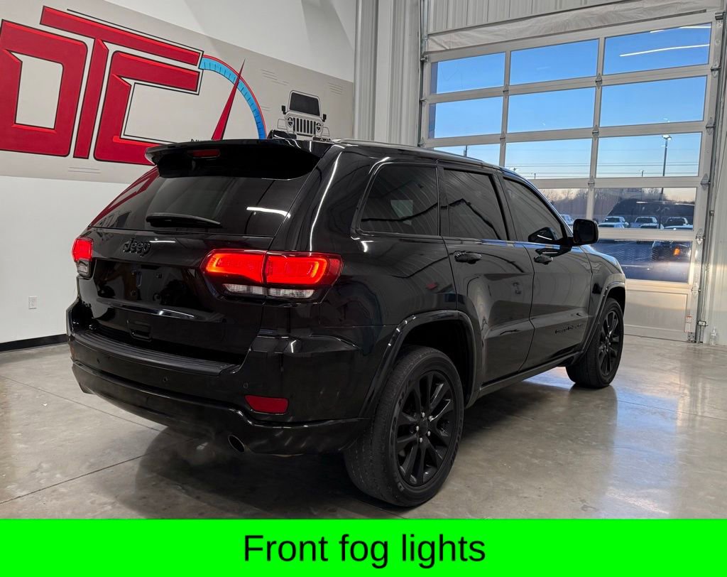 Used 2021 Jeep Grand Cherokee Laredo X image 8