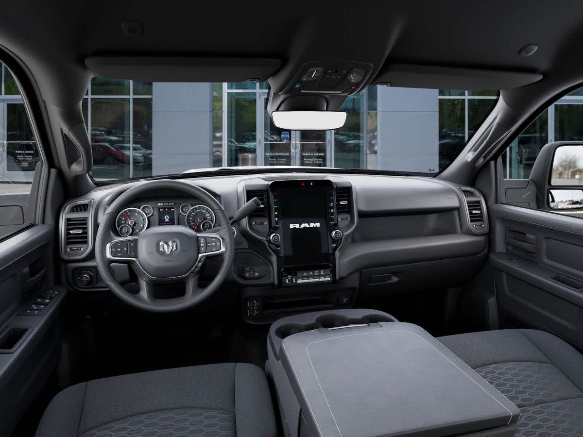 New 2025 RAM 2500 Tradesman AWD/4WD image 17