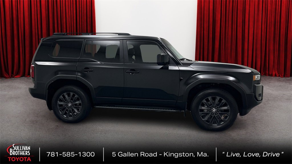 Used 2024 Toyota Land Cruiser image 4