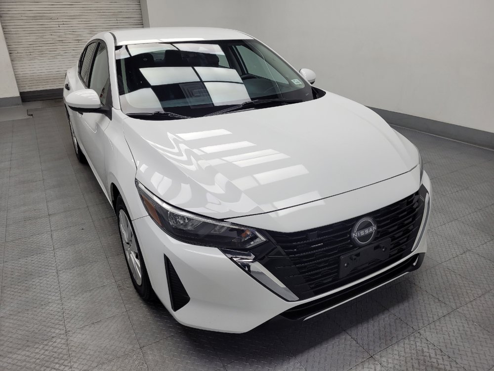 Used 2025 Nissan Sentra S FWD image 14