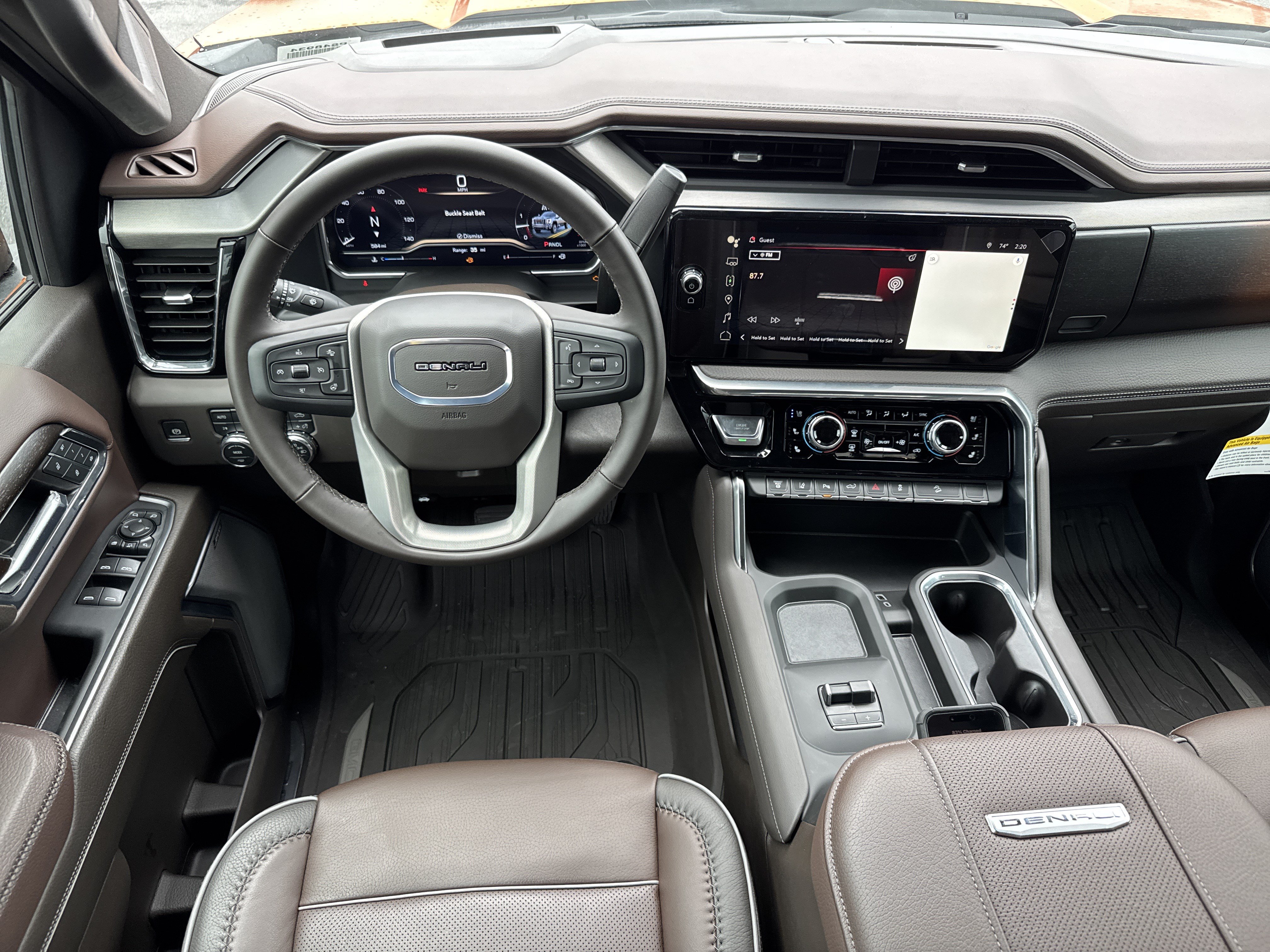 Used 2024 GMC Sierra 2500 Denali w/ Denali Reserve Package AWD/4WD image 18
