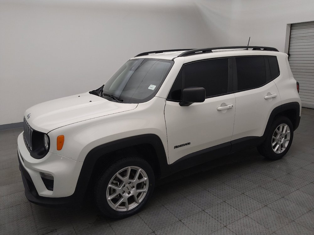 Used 2022 Jeep Renegade Latitude AWD/4WD image 2