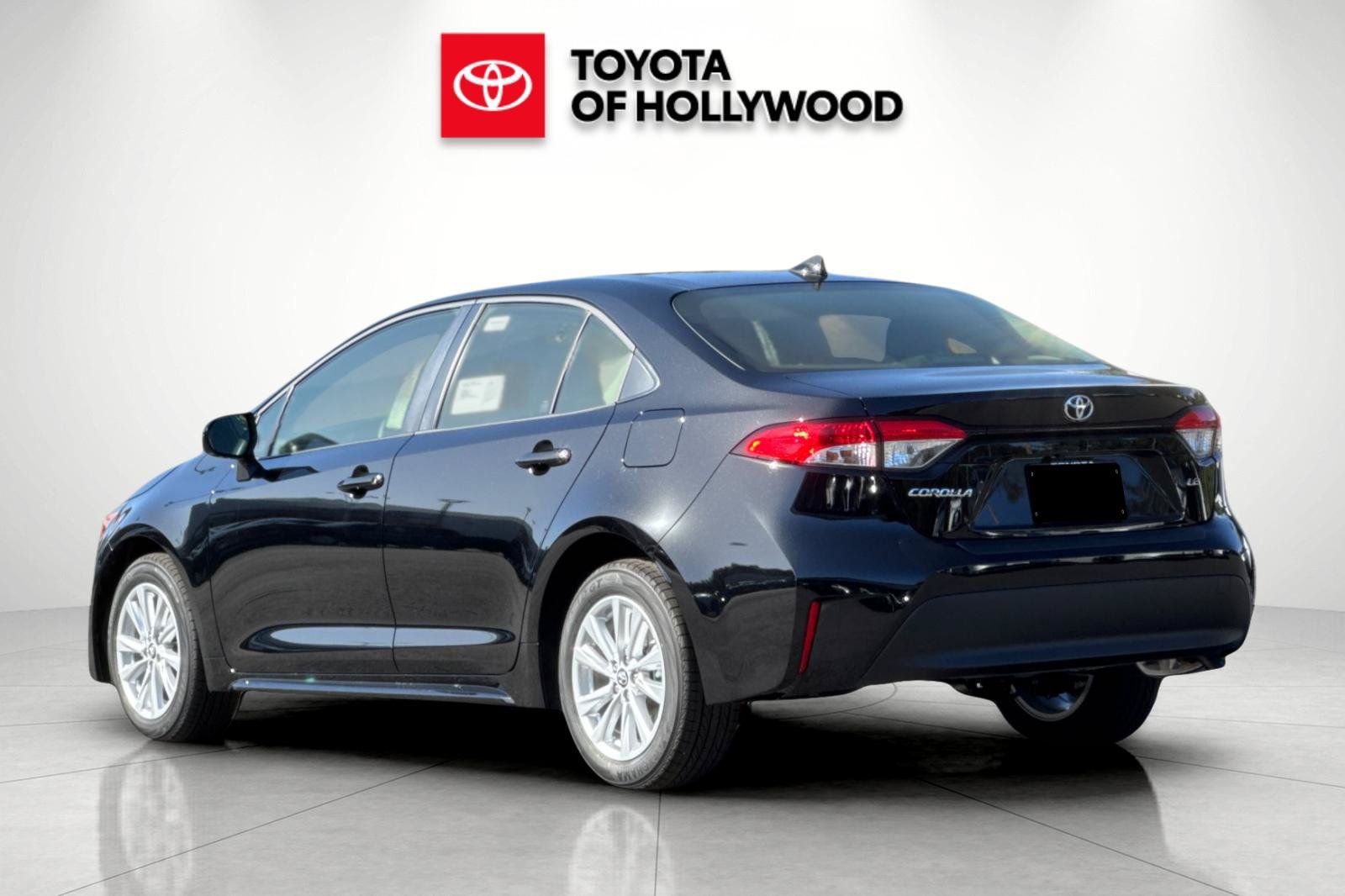 New 2027 Toyota Corolla LE w/ LE Premium Package FWD image 6