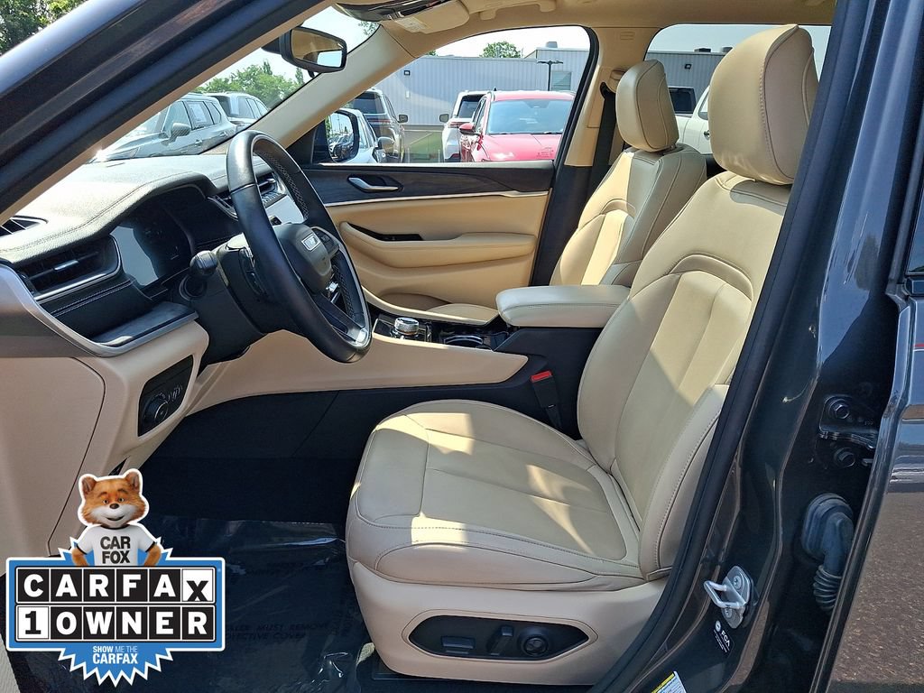 Used 2022 Jeep Grand Cherokee L Limited AWD/4WD image 15