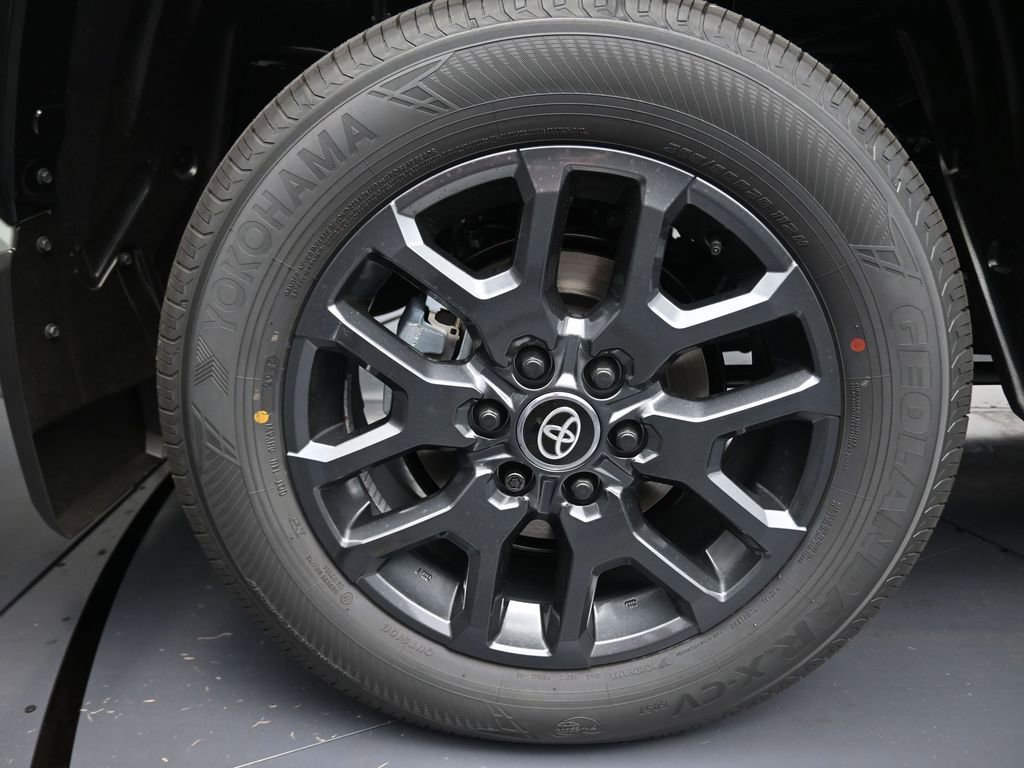 New 2026 Toyota Tundra Platinum image 5