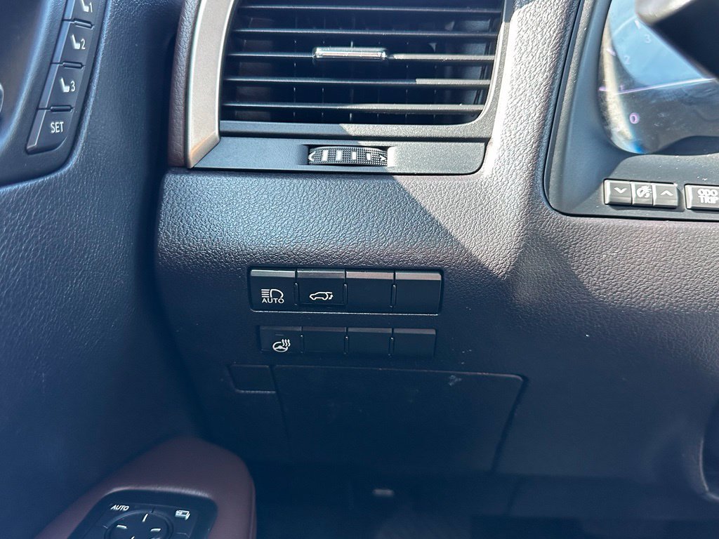 Used 2018 Lexus RX 350 FWD w/ Premium Package image 32