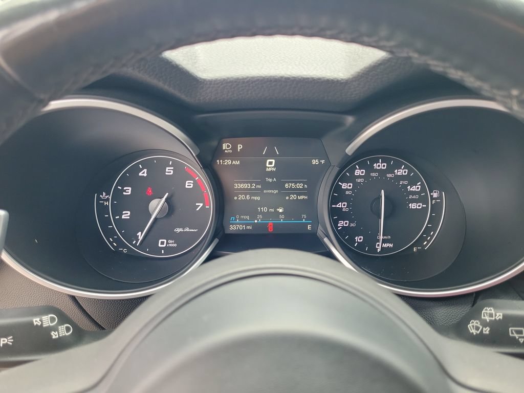 Used 2022 Alfa Romeo Stelvio Sprint RWD image 20