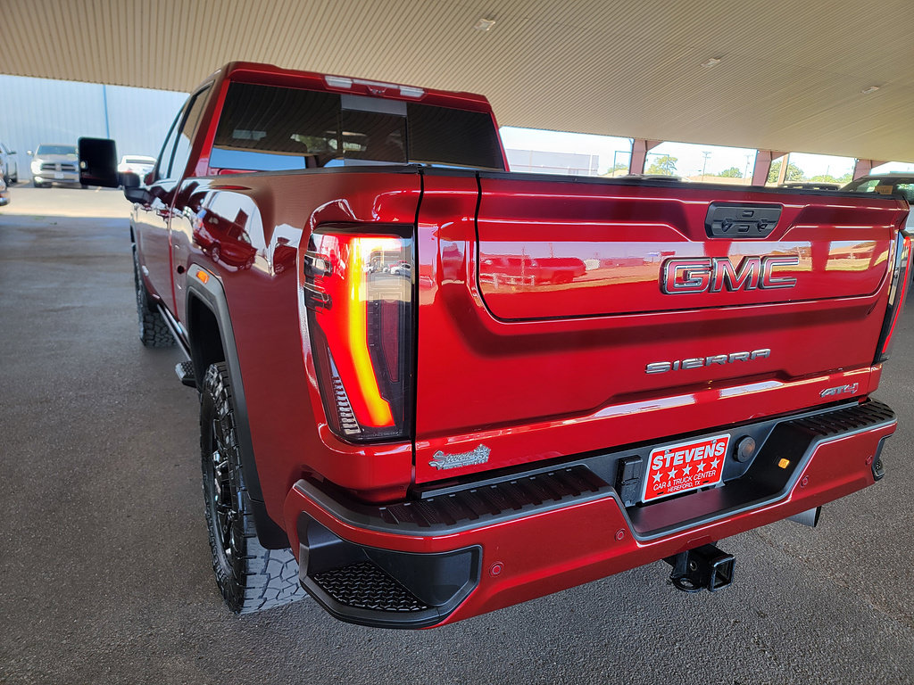 Used 2025 GMC Sierra 2500 AT4 w/ Technology Package AWD/4WD image 10