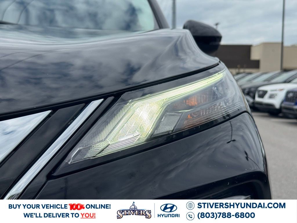 Used 2023 Nissan Rogue SV image 10