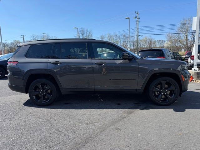 Used 2021 Jeep Grand Cherokee L Laredo image 17