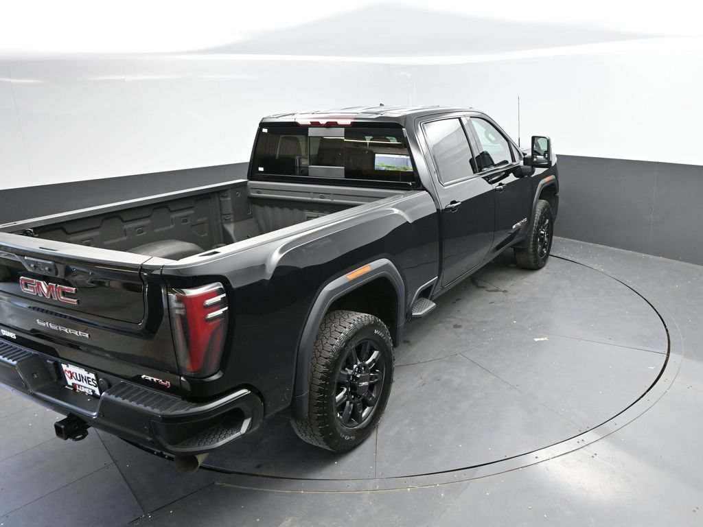 Used 2025 GMC Sierra 2500 AT4 AWD/4WD image 33