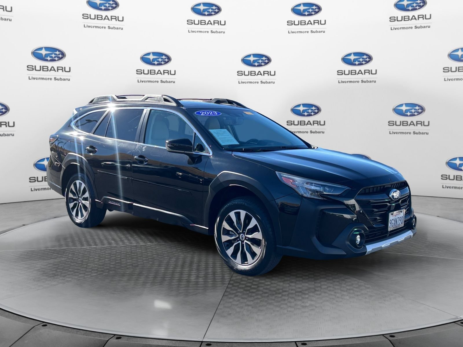 Certified 2023 Subaru Outback Limited AWD/4WD image 8
