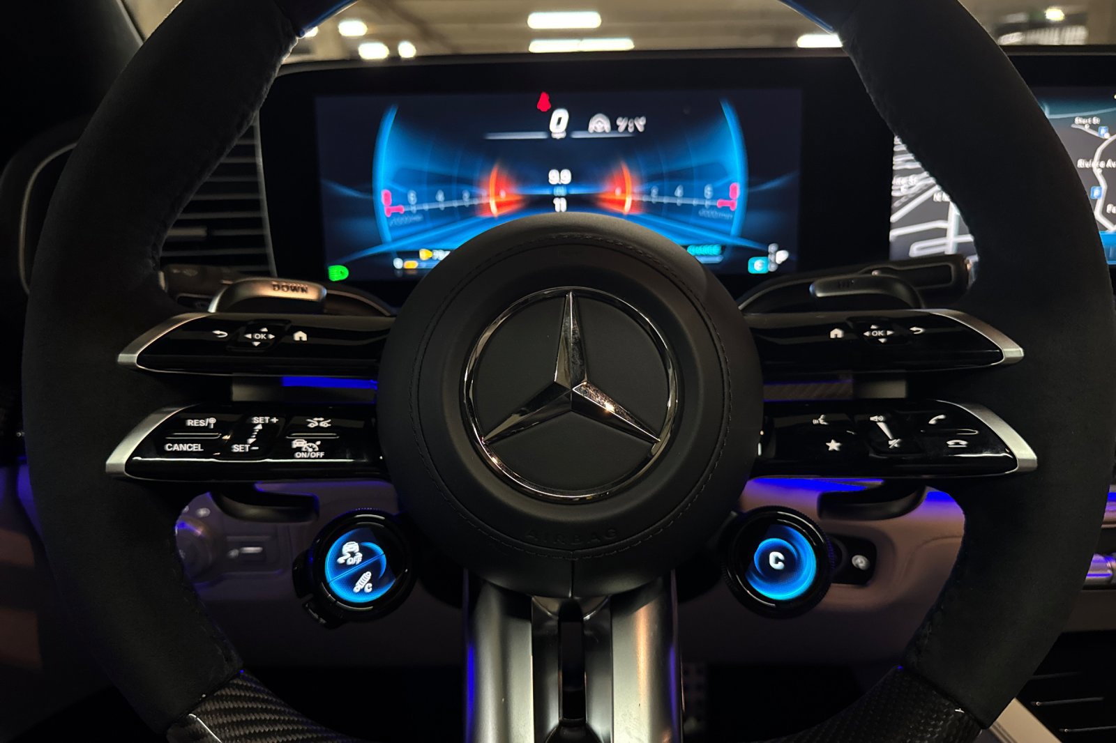 New 2026 Mercedes-Benz GLS 63 AMG 4MATIC image 15