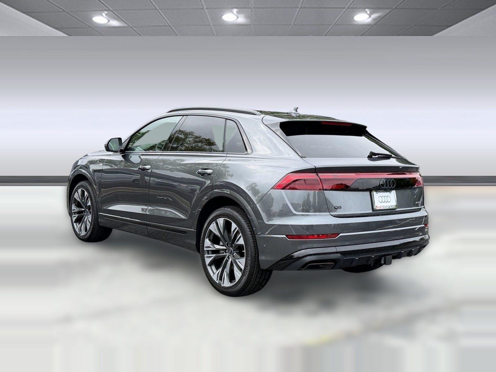 New 2027 Audi Q8 Premium Plus AWD/4WD image 3