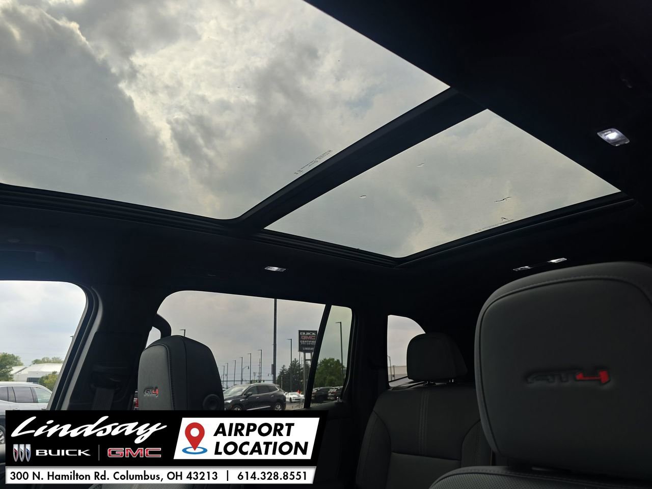 New 2026 GMC Acadia AT4 w/ Luxury Package image 20