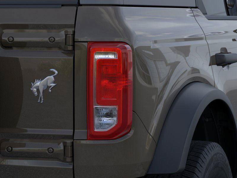 New 2025 Ford Bronco 4-Door AWD/4WD image 23