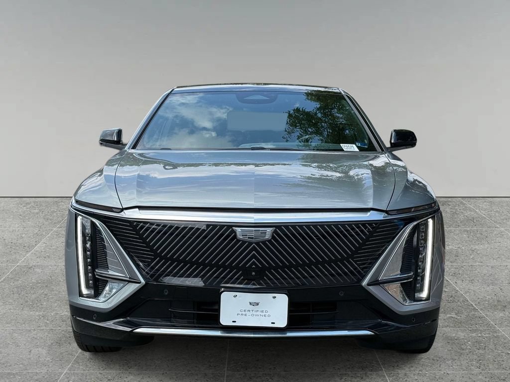 Used 2024 Cadillac Lyriq Luxury AWD/4WD image 8