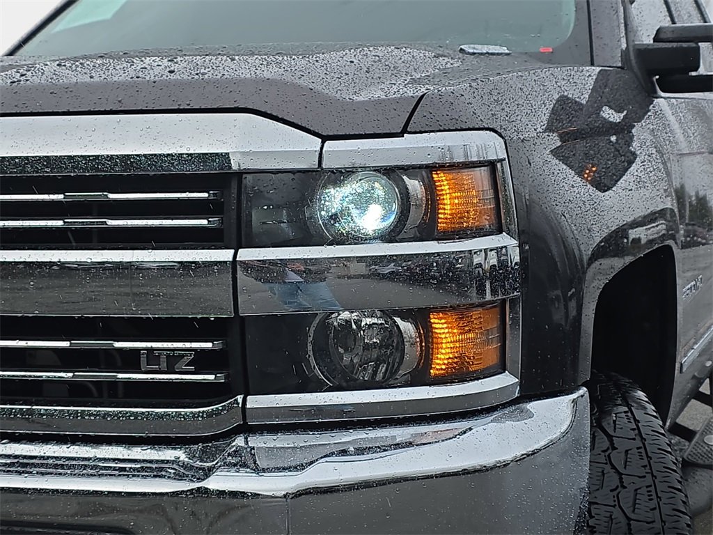 Used 2015 Chevrolet Silverado 2500 LTZ w/ Duramax Plus Package image 35