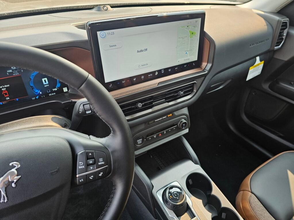 New 2025 Ford Bronco Outer Banks w/ Sasquatch Package image 15