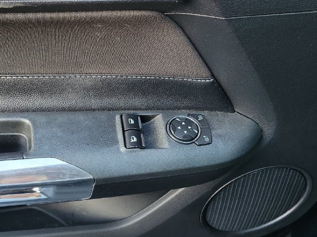 Used 2017 Ford Mustang GT RWD image 16