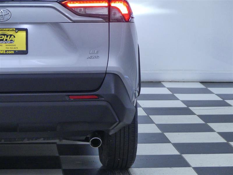 Used 2022 Toyota RAV4 LE image 28