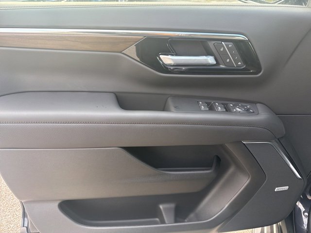 New 2026 Chevrolet Tahoe High Country w/ Sun And Tow Package image 10