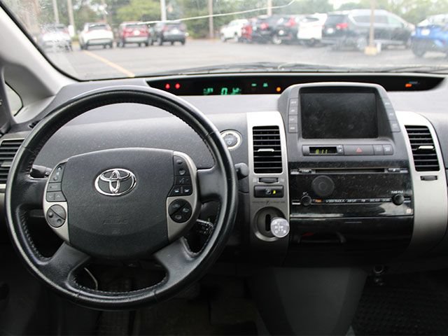 Used 2009 Toyota Prius Touring FWD image 10