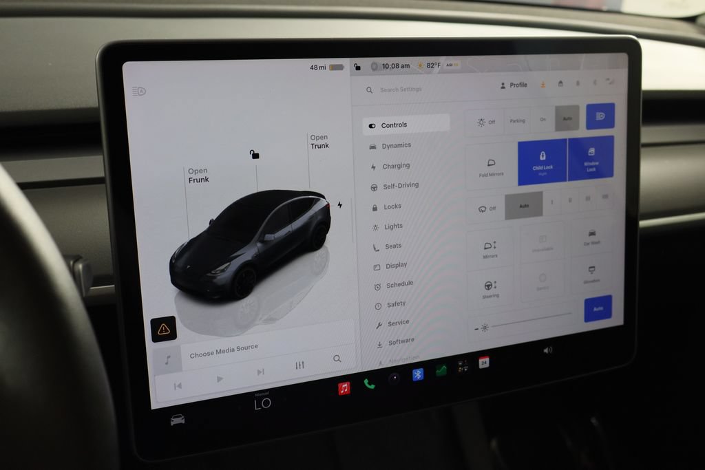 Used 2022 Tesla Model Y Performance AWD/4WD image 26