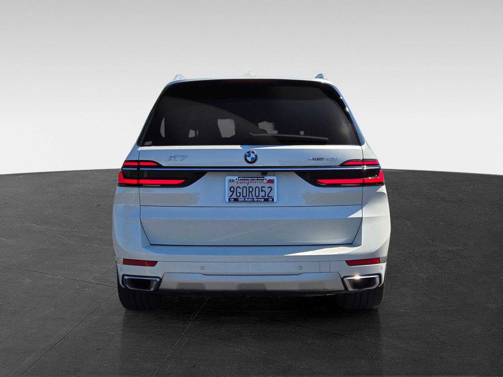 Used 2024 BMW X7 xDrive40i w/ Premium Package AWD/4WD image 5